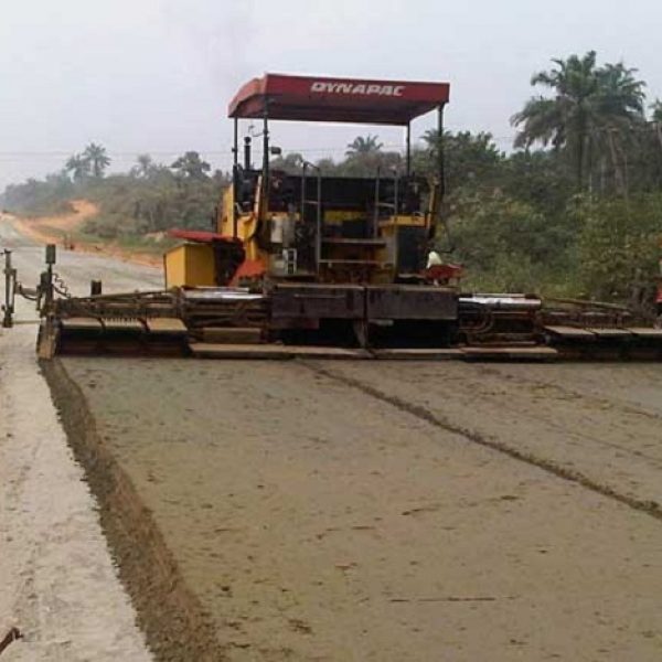 Nigeria-requires-US215.1m-to-complete-East-west-road-8